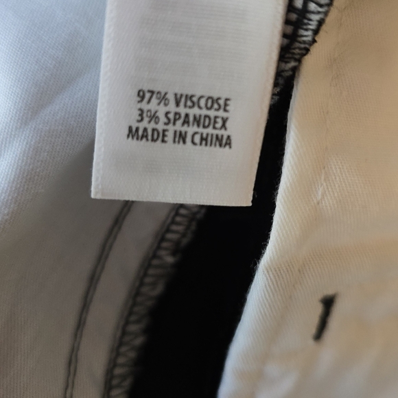 ST. JOHN Black Pleated Wide Leg Ankle Pants Trousers Size 6 Nwt - Picture 9 of 9